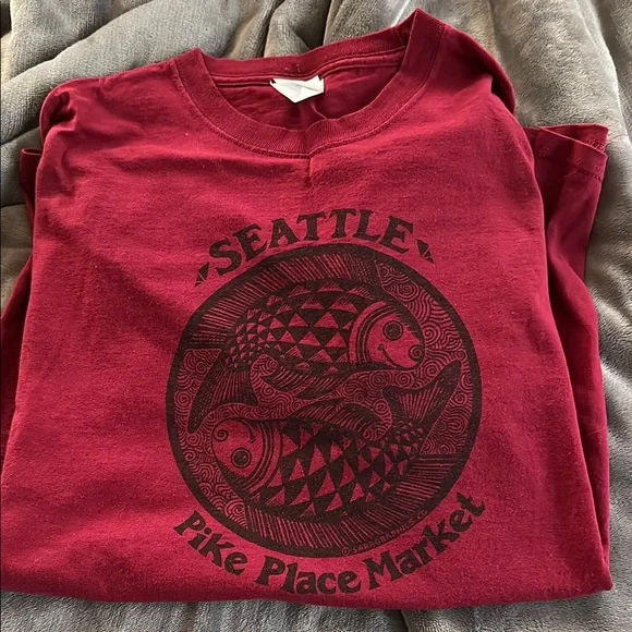 Seattle Pike Place Market Red T-Shirt - Picture 1 of 5